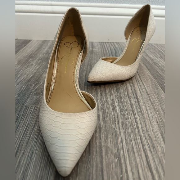 Jessica Simpson Shoes Faux Snakeskin white pointed toe heels pumps stiletto W7.5 - Picture 9 of 10